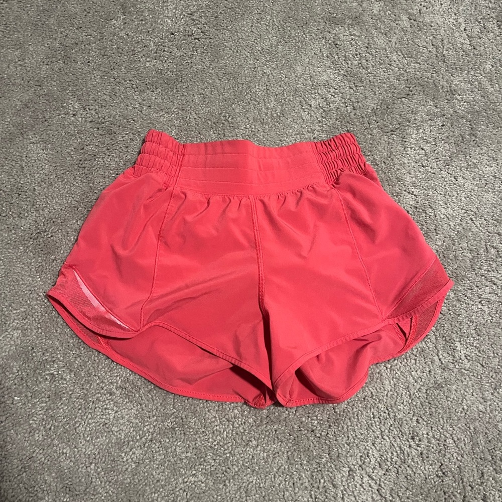 Lululemon Hotty Hot High-Rise Lined Short 2.5" Lipgloss Pink